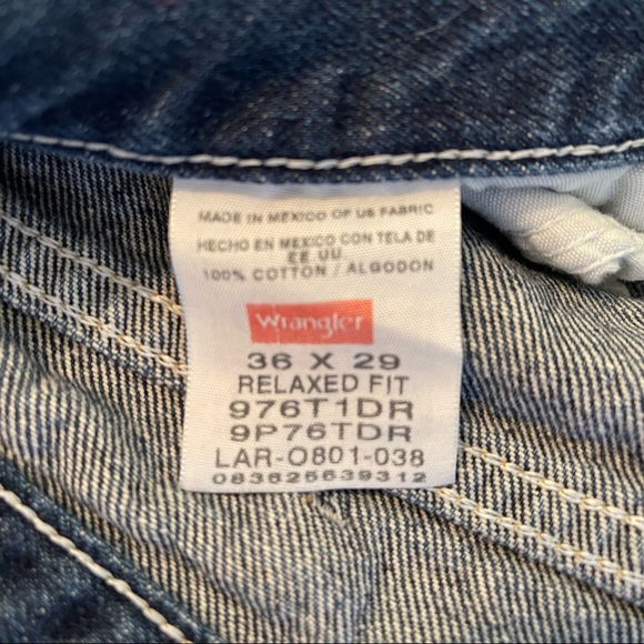 Men’s Wranglers 36x29. Note condition of bottom hem - Picture 4 of 7